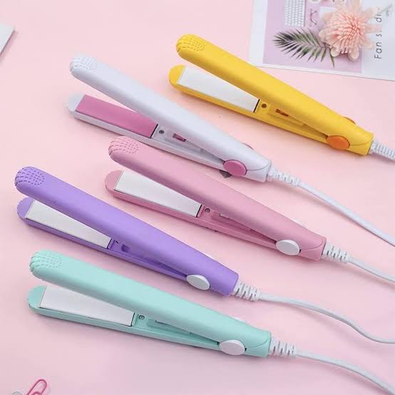 Mini hair straightener