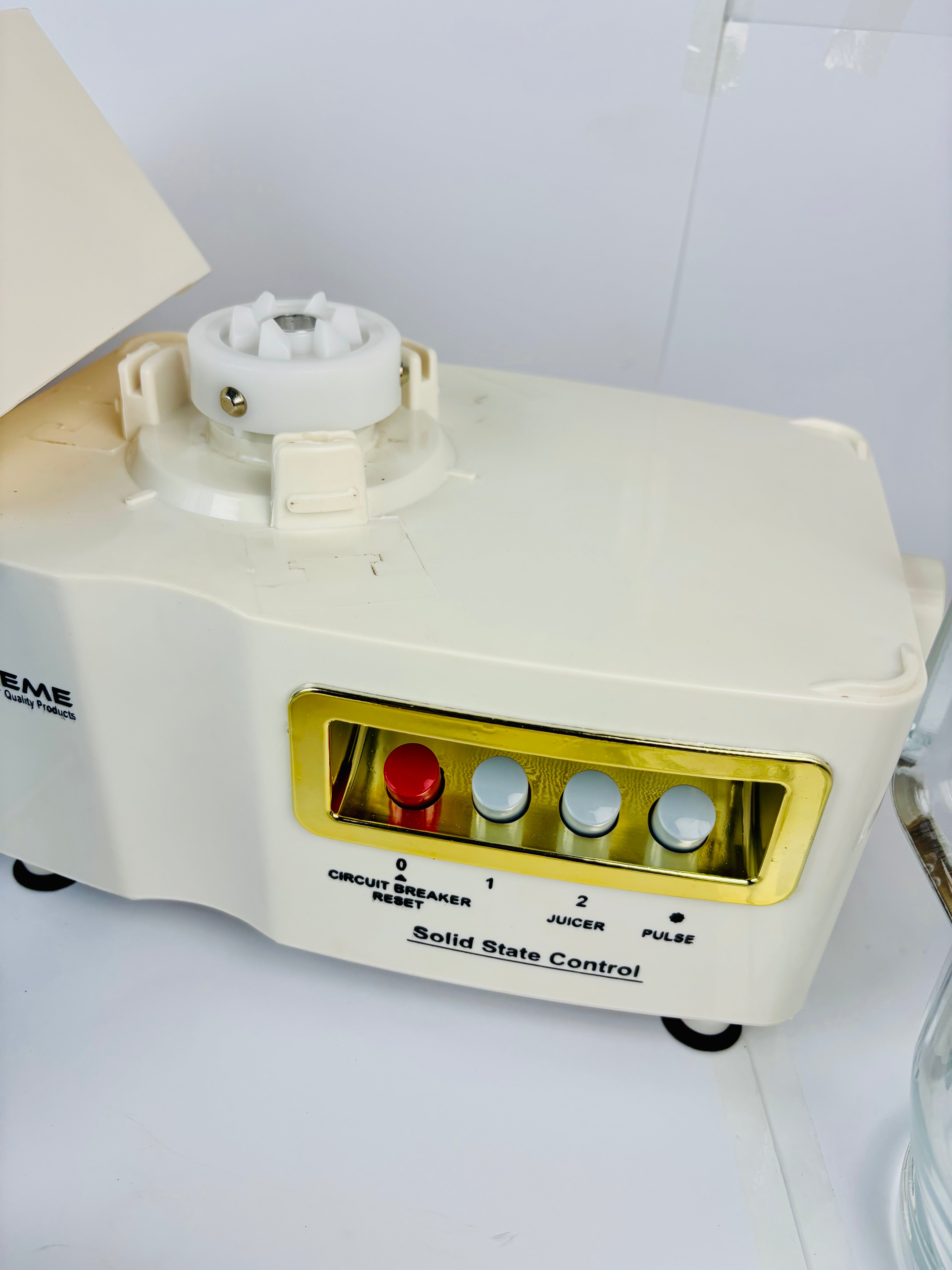 Xtreme juicer machine