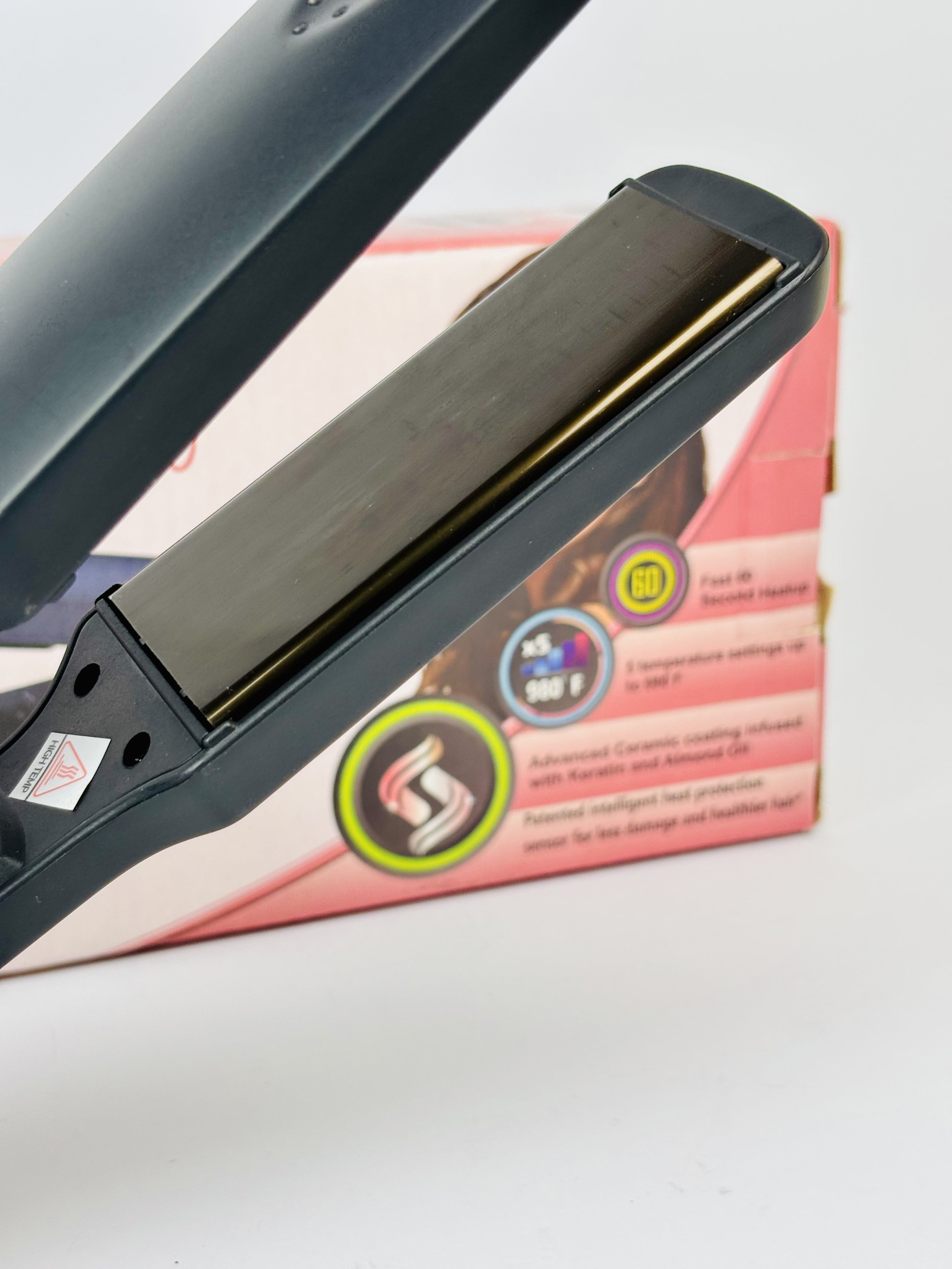 Remington Hair Straightner